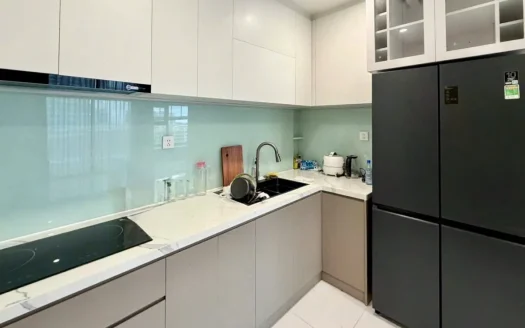 ID: 2649 | Beverly Solari 2-Bedroom+ Apartment for Rent | 67m² Fully Furnished