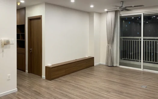 ID: 2689 | Tropic Garden | Great price for this 3BR apartment in block A