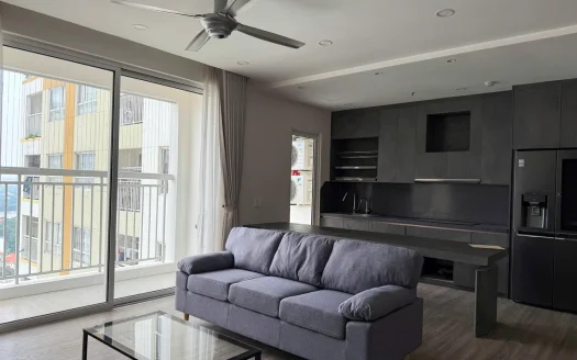 ID: 2689 | Tropic Garden | Great price for this 3BR apartment in block A