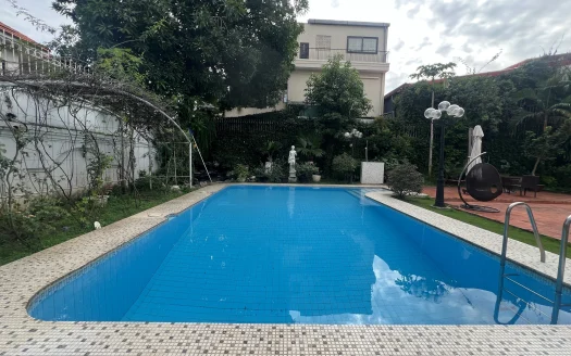 ID: 523 | Villa with private pool and large garden in Ho Chi Minh city