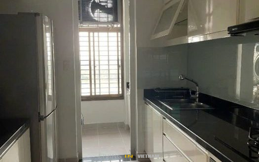 ID: 2696 | Riverfront 3BR Apartment for Rent