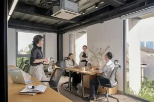 Working in Vietnam (2025): The Complete Expat Guide to Jobs, Salaries, Visas & Life in Ho Chi Minh City 1 Working in Vietnam (2025): The Complete Expat Guide to Jobs, Salaries, Visas & Life in Ho Chi Minh City 1