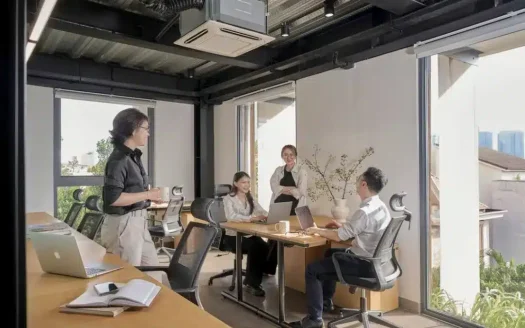 Working in Vietnam (2025): The Complete Expat Guide to Jobs, Salaries, Visas & Life in Ho Chi Minh City 10