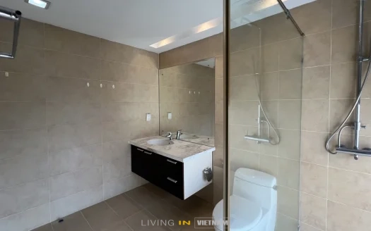 ID: 2709 | Very spacious 4+1-BR flat in Thao Dien, HCMC