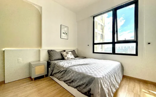 ID: 2756 | Affordable 2BR 18th-Floor Apartment | Masteri Thao Dien, Tower 4 – 65m², Fully Furnished