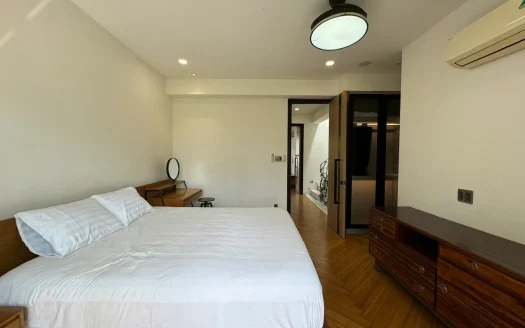 ID: 1045 | Palm Residence: Furnished house for rent