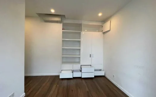 ID: 2718 |  Partly furnished 4 BR Apartment for rent at Estella Heights