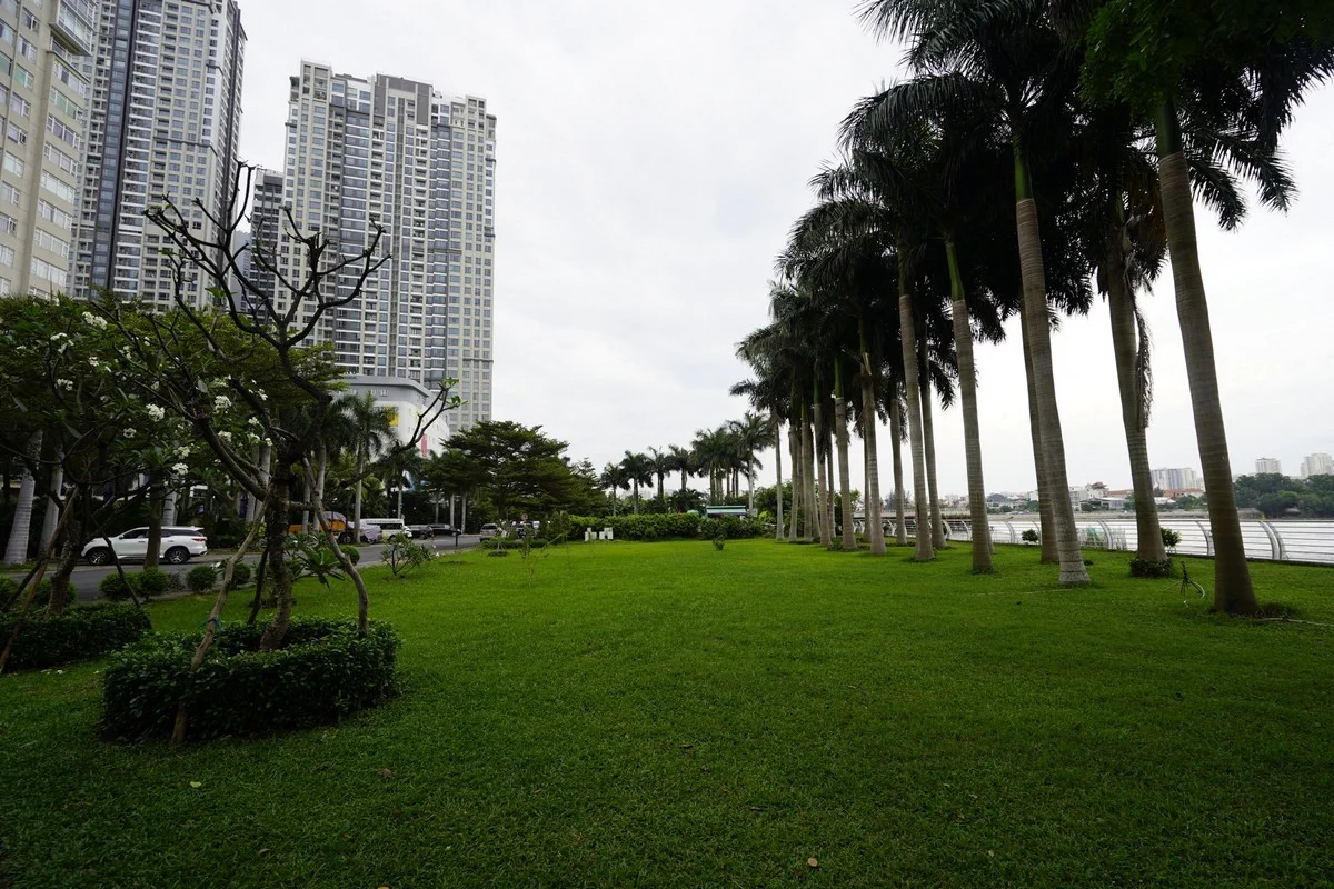 Saigon Pearl 11