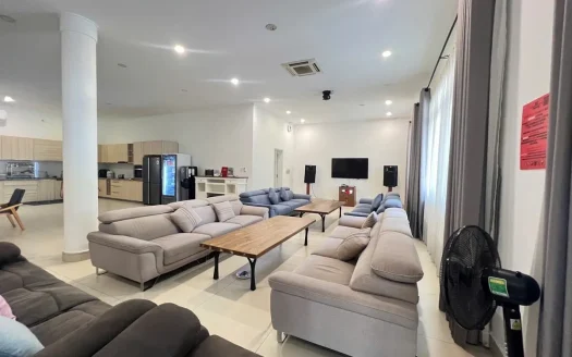 ID: 1009 | Villa with large garden for rent in Thao Dien compound